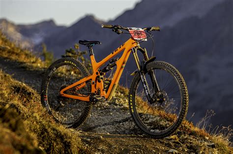 Best enduro mountain bikes in 2021: 150 to 170mm travel bikes - MBR