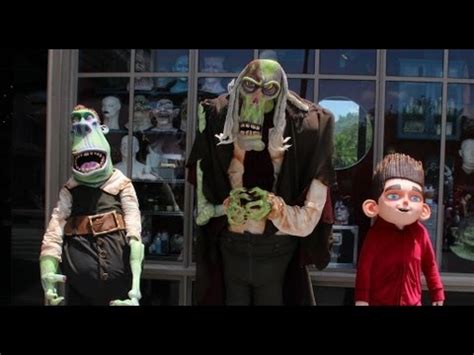 Meet ParaNorman and zombie movie characters at Universal Studios Florida - YouTube