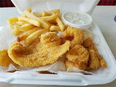 SHARKS FISH AND CHICKEN, Little Rock - Photos & Restaurant Reviews - Order Online Food Delivery ...