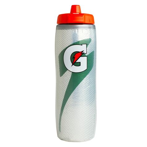 Gatorade 30 oz Insulated Sports Squeeze Water Bottle with Contour Form for Grip - Walmart.com ...