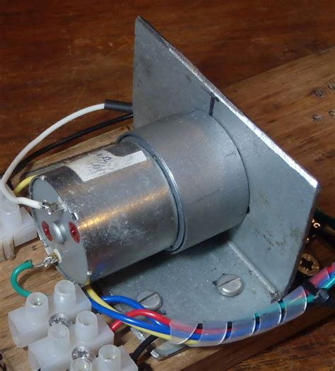 DIY Linear Actuator : 6 Steps (with Pictures) - Instructables