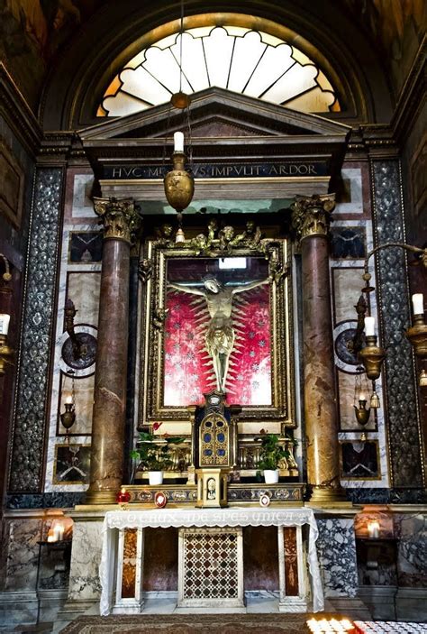 San Marcello al Corso, Rome. The chapel of the Crucifix. The famous 14c ...