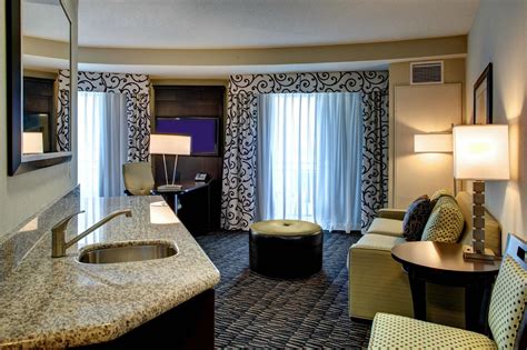 HAMPTON INN & SUITES BATON ROUGE DOWNTOWN - Hotel Reviews & Price Comparison (LA) - Tripadvisor