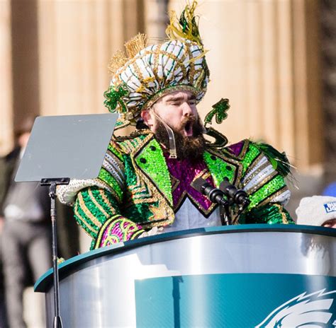 Jason Kelce Retires in Crushing Blow to Philadelphians Who Love Him ...