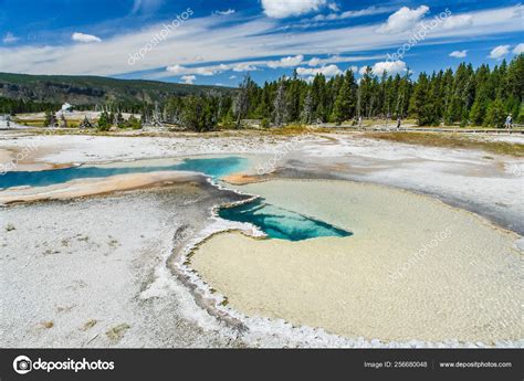 Doublet Pool in Yellowstone National Park in Wyoming, United States ...