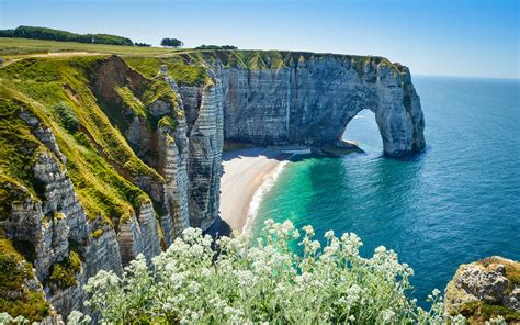 See the White Chalk Cliffs and Arches at Etretat in Normandy - Beauty of Planet Earth - Beauty ...