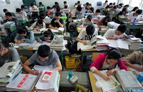 China Tries to Redistribute Education to the Poor, Igniting Class Conflict - The New York Times