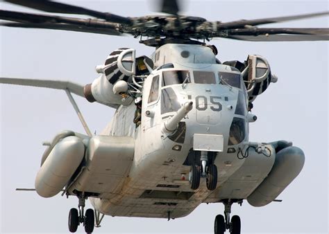 Top 5 U.S. Military Helicopters - Free Airplane Games