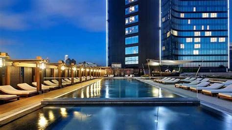 HİLTON İSTANBUL BOMONTİ HOTEL & CONFERENCE CENTER