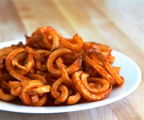 Curly Fries: 6 Steps (with Pictures)