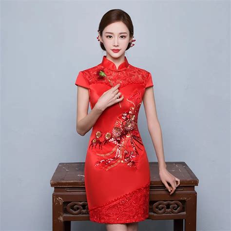 Traditional Chinese Dress Bride Wedding Qipao Mini Sexy Red Silk ...