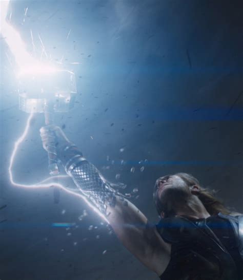 'Avengers: Endgame' theory fixes a huge Mjolnir problem in 'Thor 4'