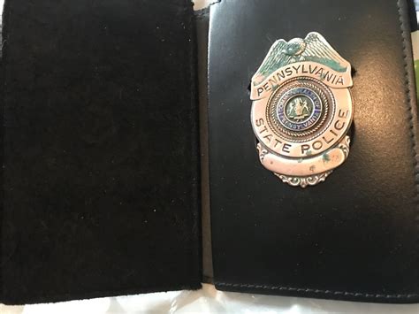 Collectors-Badges Auctions - Pennsylvania State Police Trooper wallet ...