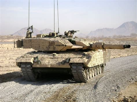 Canadian Leopard 2A4M | Tanks military, Canadian tanks, Army tanks