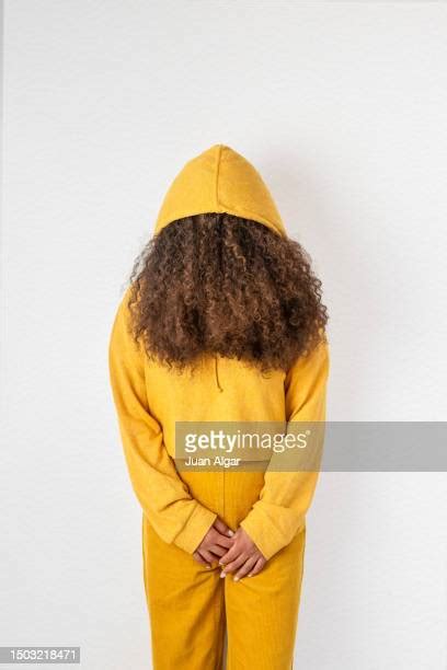 98 Hoodie Hiding Face Stock Photos, High-Res Pictures, and Images - Getty Images