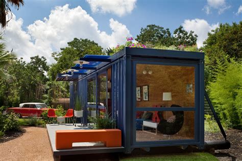 Angle view of Container Guest House by Poteet Architects - Homedit