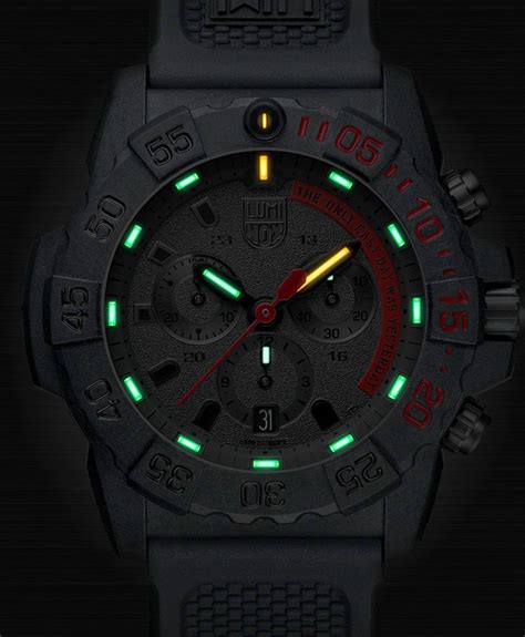 LUMINOX NAVY SEAL CHRONOGRAPH 3580 SERIES 3581.EYIllumination Night Vision Tubes (25 years ...