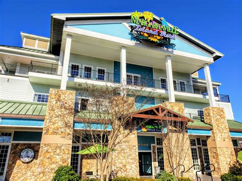 5 Reasons To Love The Margaritaville Island Hotel in Pigeon Forge, TN