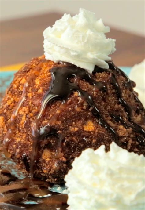 Deep-Fried Ice Cream – 12 Tomatoes