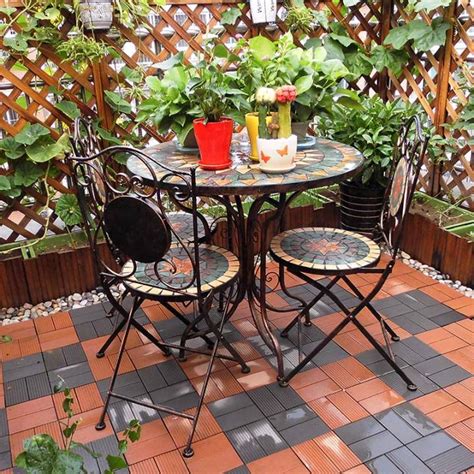 Outdoor balcony table and chair set of three leisure coffee shop outdoor round table and chair ...