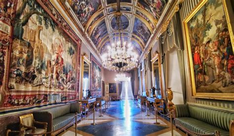 Royal Palace of Naples at 2 euros for Easter: extraordinary openings