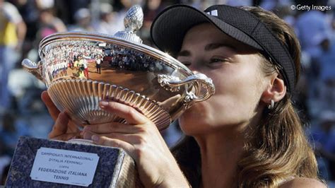 Tennis Moods: Hingis Is Standing in the Hall of Fame