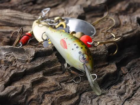 How To Make Fishing Lures? - AquariumPub