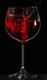 Free Images : liquid, bar, splash, beverage, drink, red wine, splashing, alcohol, wineglass ...