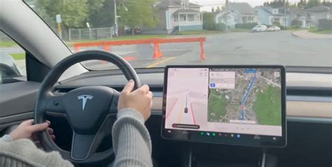 My Tesla Full Self-Driving Beta 10.69 first drive was a fail | Electrek