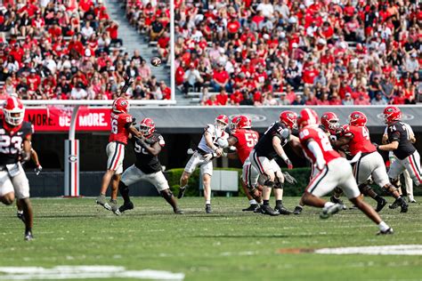 G-Day: Red beats black, Uga XI gets collared