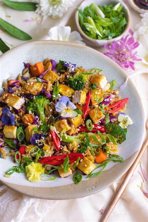 Easy Tofu and Veggie Fried Rice