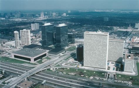 Unexpected City: Greenway Plaza Parking Garage | Rice Design Alliance