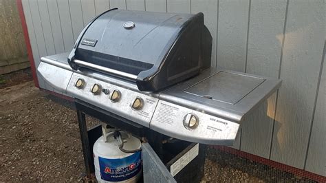 Barbecue grill & cover (Home Depot Charmglow with propane tank for Sale ...