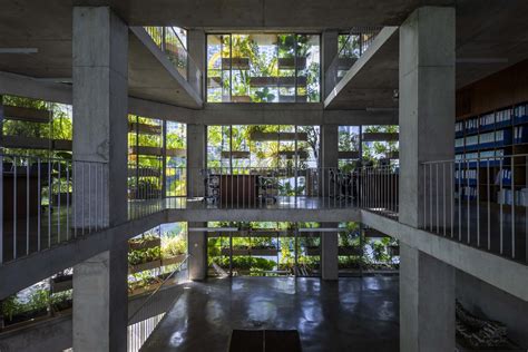 Gallery of Urban Farming Office / VTN Architects - 13