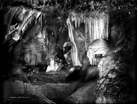 How the world's oldest caves were charted | Jenolan caves, Cave photos, Historical photos