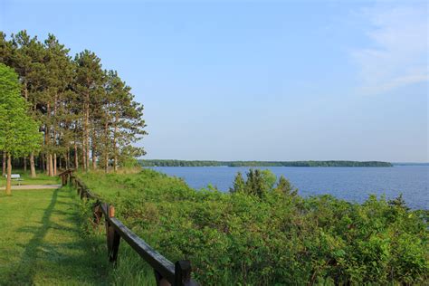 Looking at the lake at Lake Kegonsa State Park, Wisconsin image - Free ...