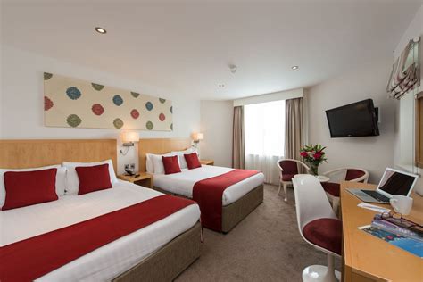 Park International Hotel in London: Find Hotel Reviews, Rooms, and ...