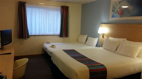 Travelodge Barnstaple Hotel - UPDATED 2018 Prices, Reviews & Photos (Devon, UK) - TripAdvisor