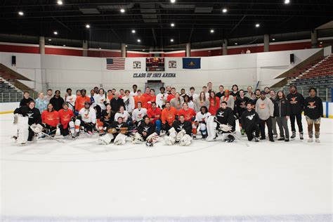 12/27 - 2022 Alumni Game / Ed Snider Youth Hockey & Education / Air