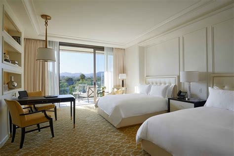 Beverly Hills Hotel Rooms – Guest rooms at Waldorf Astoria