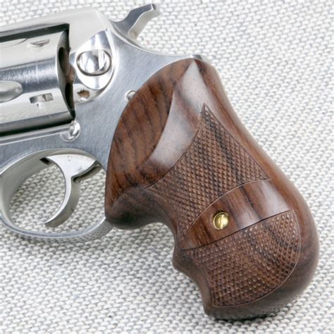 Ruger GP100 & Super Redhawk Rosewood Checkered Secret Service Grips