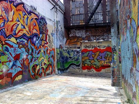 little blue studio: Graffiti Alley