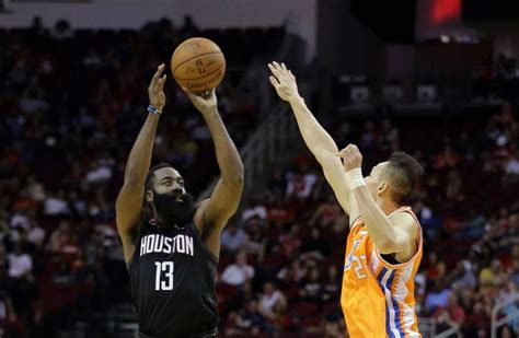 Rockets' James Harden Unleashes New One-Legged Shot [WATCH]