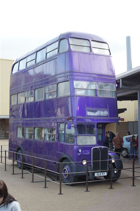 The Knight Bus at The Harry Potter Warner Bros Studio Tour Harry Potter ...