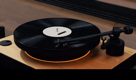 Mag-Lev Audio Produces First-Ever Levitating Turntable