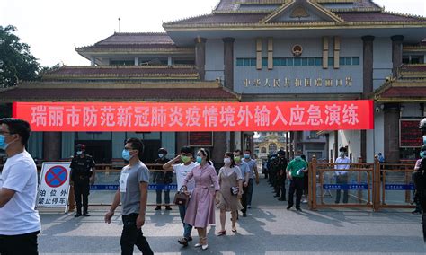 Over 10,000 Chinese waiting at China-Myanmar border city to turn ...