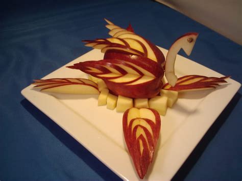 Fruit Carving, Vegetable Carving, Garnishes and Edible Arrangements: Learn To Carve Fruit Videos ...