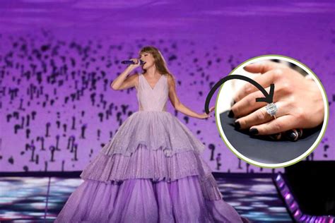 Taylor Swift Engagement Ring: A Glimpse into the Pop Icon's Jewelry