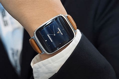 5 Stylish Smart Watches For Men