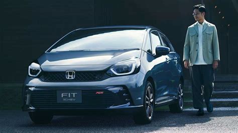 Honda lança novo Fit 2023 com visual esportivo e mais potência